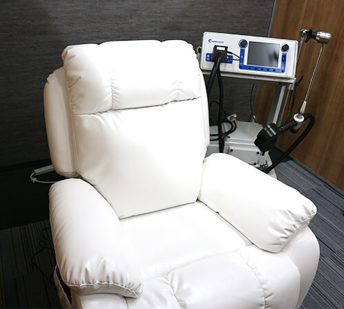 【画像】rTMS治療の椅子